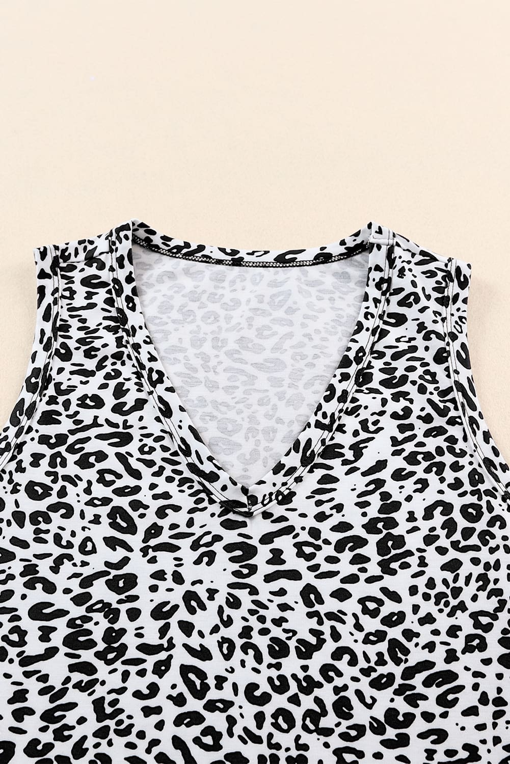 White Cheetah V Neck Casual Tank Top